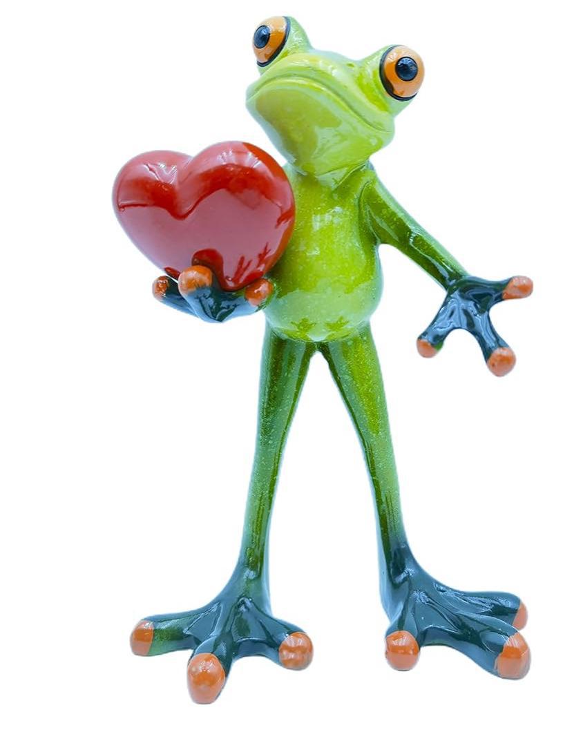 Frog Figurine w/Heart OWI725