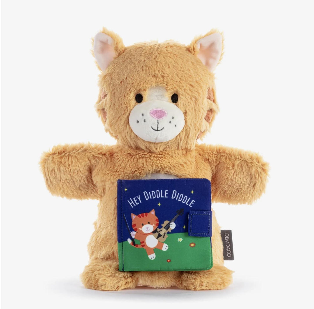 Hey Diddle Diddle Puppet Book DEM526