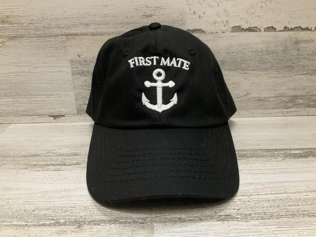 First Mate White Anchor Hat Black DLX